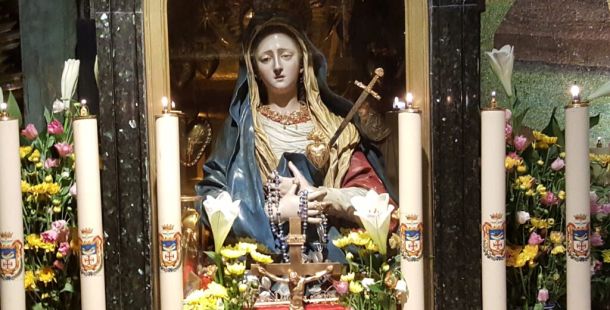 Nuestra Señora de los Dolores, Madre de todo Consuelo